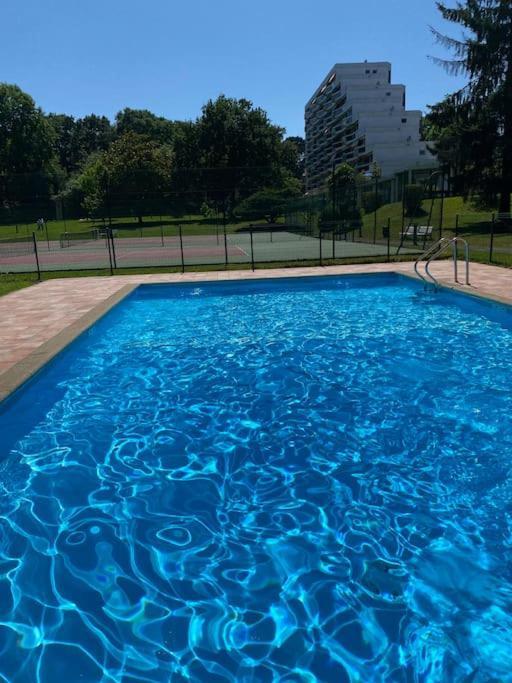 Superbe T3 Lumineux Sur Parc Arbore Avec Piscine Anglet Eksteriør billede